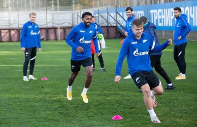 Вендел провел первую тренировку в «Зените» - Футбол - Sports.ru