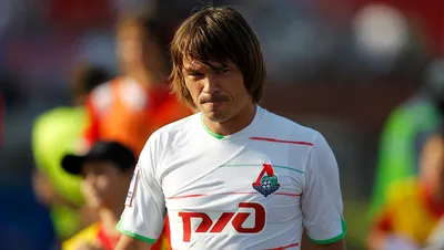 #История@lokomotivmoscow 2007-й год: Дмитрий Лоськов и Владимир Маминов  выводят дубль «Локомотива» на игру.. | ВКонтакте