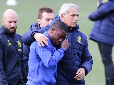 Игроки «Нанта» плачут во время тренировки, так как поиски Эмилиано Салы отменены – Irish Mirror Online
