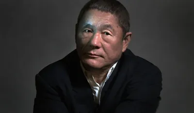 Kyodo: Японского режиссера Такеши Китано атаковал мужчина с ножом и киркой  - KP.RU