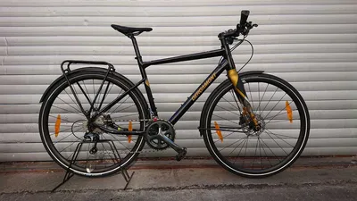 Bergamont Sweep 6 EQ Urban Bike - Black/Gold/Silver