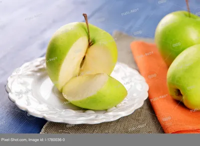 Бесплатное изображение: спелые плоды, темно зеленый, яблоки, зеленовато  желтый, рынок, органические, коробка, деревянные, свежий, фрукты