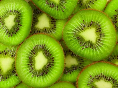 Kivi Kiwi Exotic-Frucht stockbild. Bild von markt, saftig - 121187957