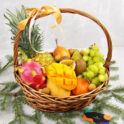 Купить корзину с фруктами в подарок – Экзотические фрукты Mango Лавка Москва