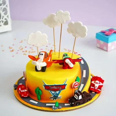 Торт Тачки детский торт на 2 года заказать с доставкой в СПб на дом