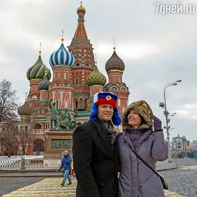 Было — стало: как выглядит и живет женившийся на принцессе красавчик из  «Звездного десанта» Каспер ван Дин | WMJ.ru