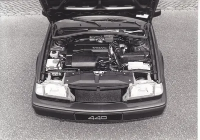 Volvo 440 engine bay