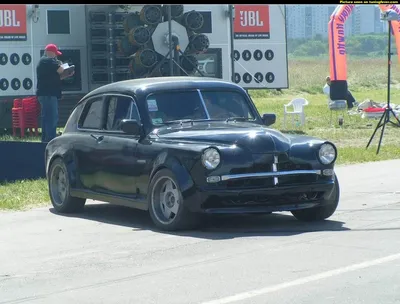 Moskau - August 2016: GAZ-12 ZIM tuning MIAS Moscow International  Automobile Salon am 20. August 2016 in Moskau vorgestellt Stockfotografie -  Alamy