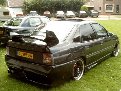 Opel Vectra B i500 - Oberhofgarage Fischenthal GmbH