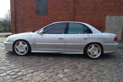 Opel Omega Limousine in Silber gebraucht in Woldegk für € 14.999,