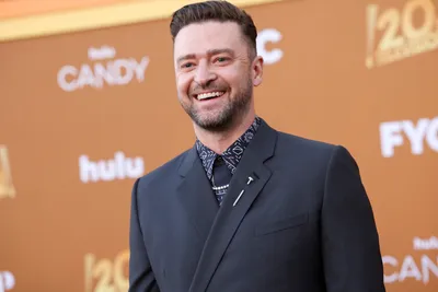 Justin Timberlake Celebrates 10th Anniversary with Jessica Biel