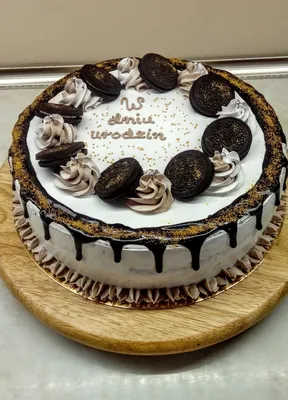 Шоколадный торт с шоколадками и печеньем - YouTube