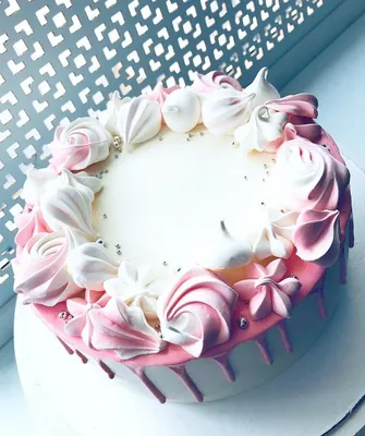 Торт на 8 марта с безе | цена за торт - 1000 руб | оригинальный торт на  заказ