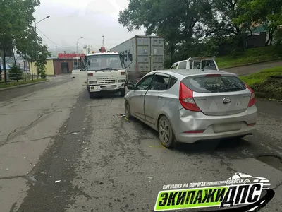 В Твери учебная машина попала в тройное ДТП на повороте в ГИБДД - ТИА