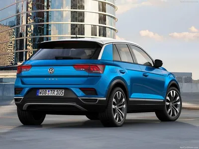 Фото нового Volkswagen T-Roc 2023 года - фото салона, багажника, внешний вид