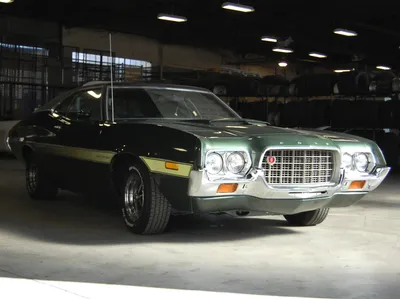 Ford Gran Torino 1972 - DRIVER.bg