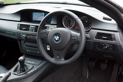 Проект E92: Знакомство с нашим BMW M3 и его установкой Akrapovic