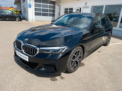 BMW 530 combi в черной годовалой машине в Дёзингене за 54 300 евро,