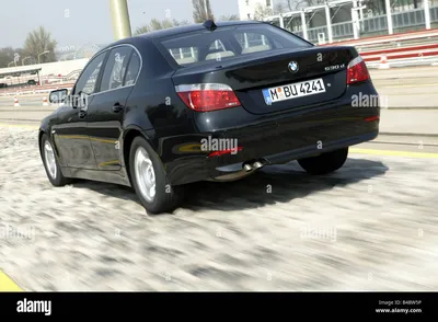 Фотографии и изображения высокого разрешения BMW 530 - Alamy