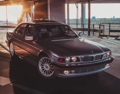 ArtStation - BMW е38 /// 3D Render