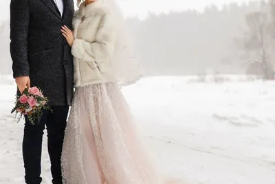Зимняя свадьба: плюсы и минусы церемонии в холодный и снежный сезон - МК  Санкт-Петербург