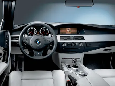 BMW M5 (2005-2010) технические характеристики, обзор с фотографиями