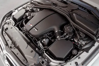 Чем примечателен двигатель BMW M5 (E60) ?