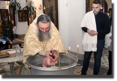 Зачем так делать!?\" – видео крещения в Грузии шокировало интернет