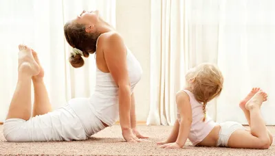 Йога с детьми: 12 упражнений - Лайфхакер