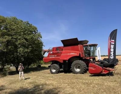 Комбайн Case Axial-Flow 4088 протестировали в суровых африканских условиях  - glavpahar.ru