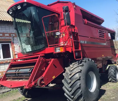 Уборочный комбайн серия Axial Flow 240