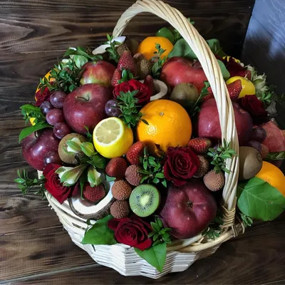 Съедобный букет 252. Корзина с фруктами и цветами - Съедобный букет  Ставрополь