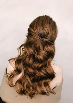 lace wig, красивые прически, прически, классические локоны, прически на  выпускной 2019 распущенные волосы, волосы, Свадебная прическа и макияж  Москва