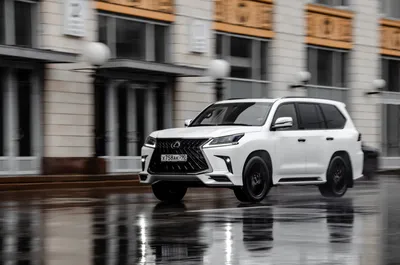 Тест самого дорогого внедорожника «Лексус»: почему Lexus LX 570 Black  Vision стоит больше 8 млн рублей Автомобильный портал 5 Колесо