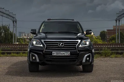 Lexus LX 570 – пошив эксклюзивных ковриков из немецкой экокожи