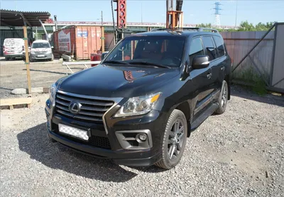 Продам черный Lexus LX 570 2014 года