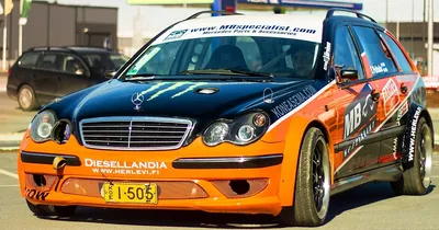 Тюнинг дизельного Mercedes-Benz W203 - гонщик черного дыма - Drive