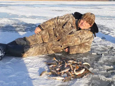 Секреты зимней рыбалки в Тюмени: как в первый раз выйти на лед | Вслух.ru
