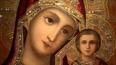 Православные празднуют день Казанской иконы Божией Матери