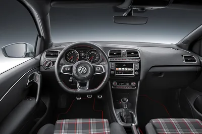 Интерьер салона Volkswagen Polo GTI (2014-2017). Фото салона Volkswagen Polo  GTI