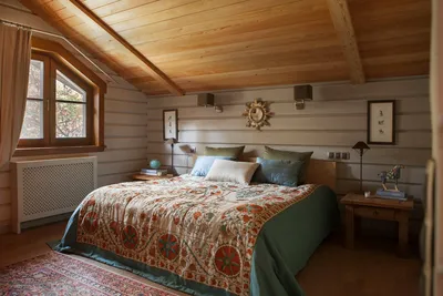 Спальня в загородном деревянном доме (Дизайн-студия Малина) — Диванди