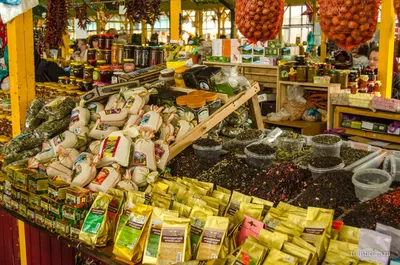 Рынки в Адлере | Где в Адлере купить рыбу, специи, фрукты, сувениры