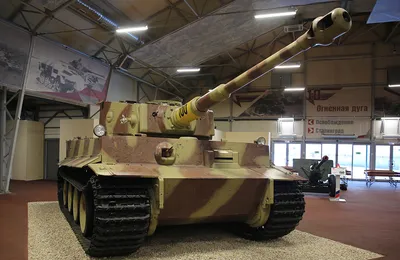 Тяжелый танк PzKpfw VI \"Tiger\" Ausf. Н1 (Е) - парк Патриот