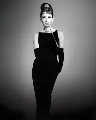 Одри Хепберн: культовые образы и любимые модные приемы легенды Голливуда |  Vogue Russia
