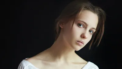 Актриса Юлия Хлынина назвала корсет самой большой сложностью на съемках  сериала «Елизавета» - Рамблер/кино