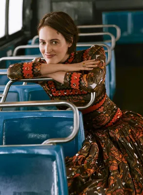 Фиби Уоллер-Бридж - Phoebe Waller-Bridge фото №1232294 - PHOEBE  WALLER-BRIDGE in Vogue Magazine, December 2019