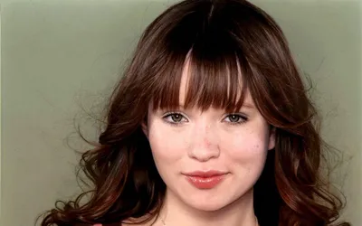 160778 2560x1920 Emily Browning - Rare Gallery HD Wallpapers