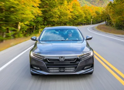 Дебютант Honda Accord: десятый дубль | Тест Драйв