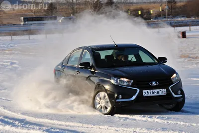 Купить б/у LADA (ВАЗ) Vesta I 1.6 MT (106 л.с.) бензин механика в Кемерове:  белый Лада Веста I седан 2017 года на Авто.ру ID 1116767415