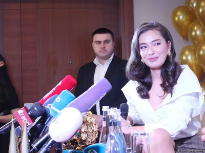 Звезда сериала \"Kara Sevda\" Неслихан Атагюль раскрыла в Баку секрет своей  красоты (ФОТО)